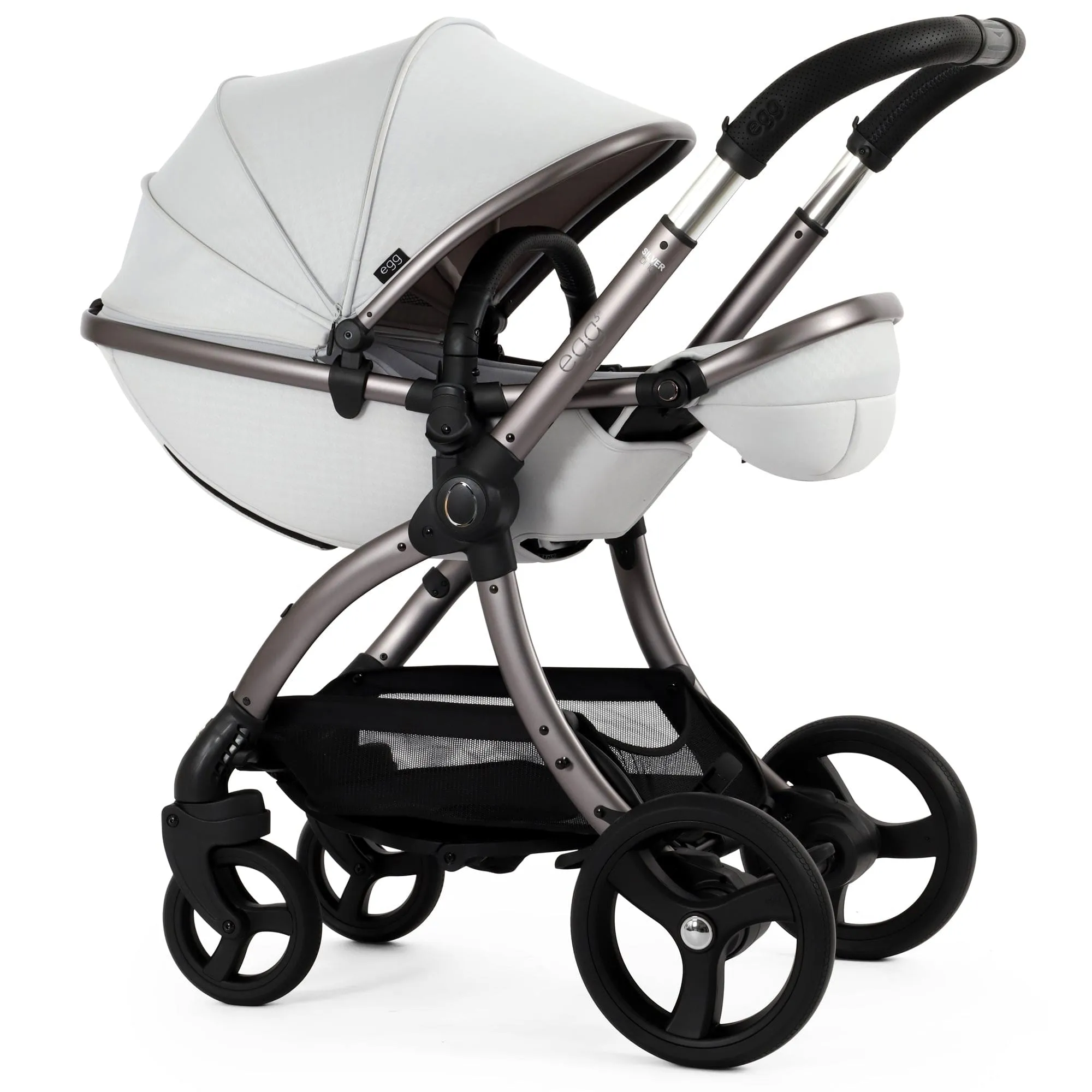 egg3 Luxury Travel System Bundle in Houndstooth Silver