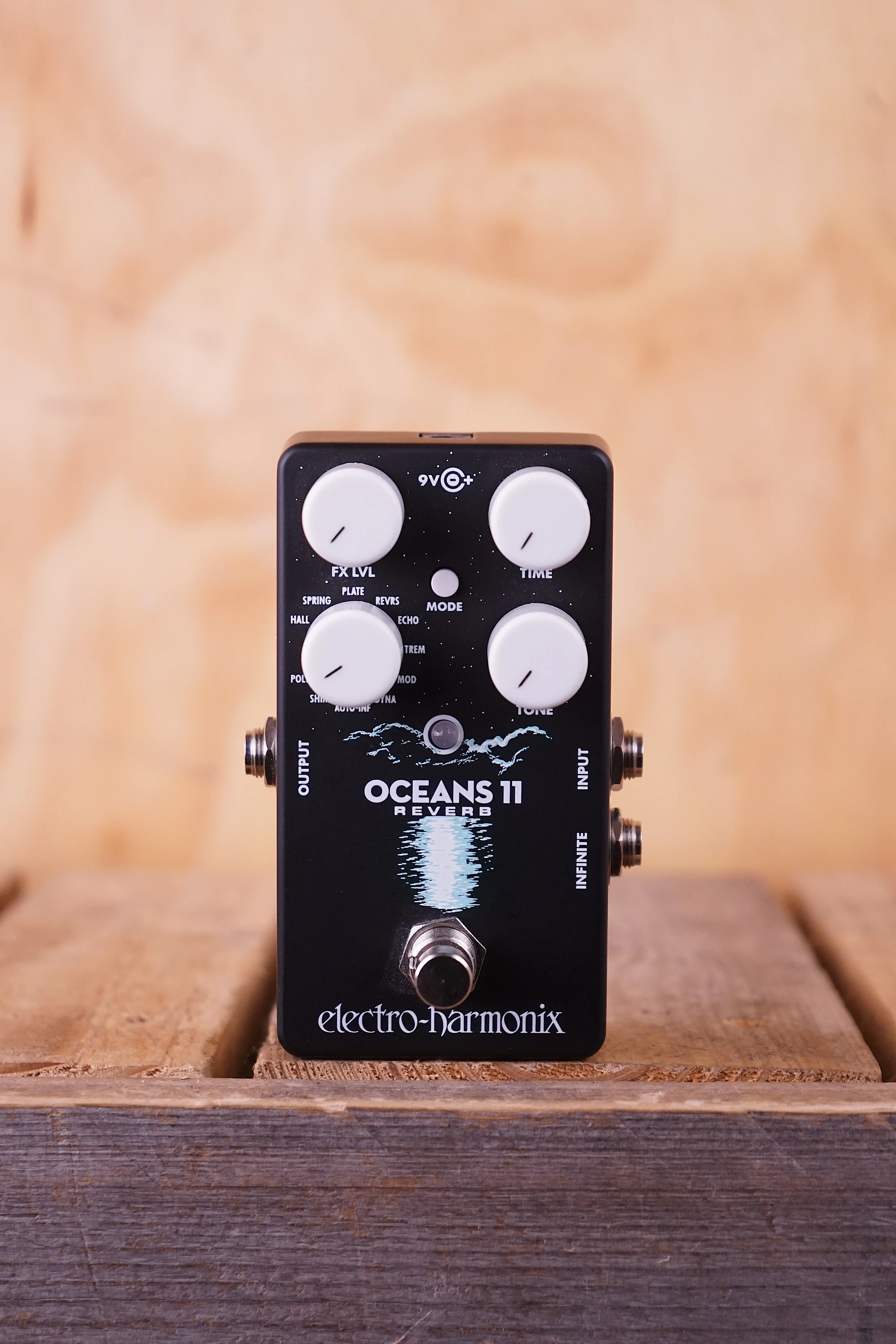 Electro-Harmonix Oceans 11 (Used)
