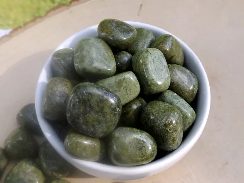 Epidote in Quartz tumbles | 2pcs