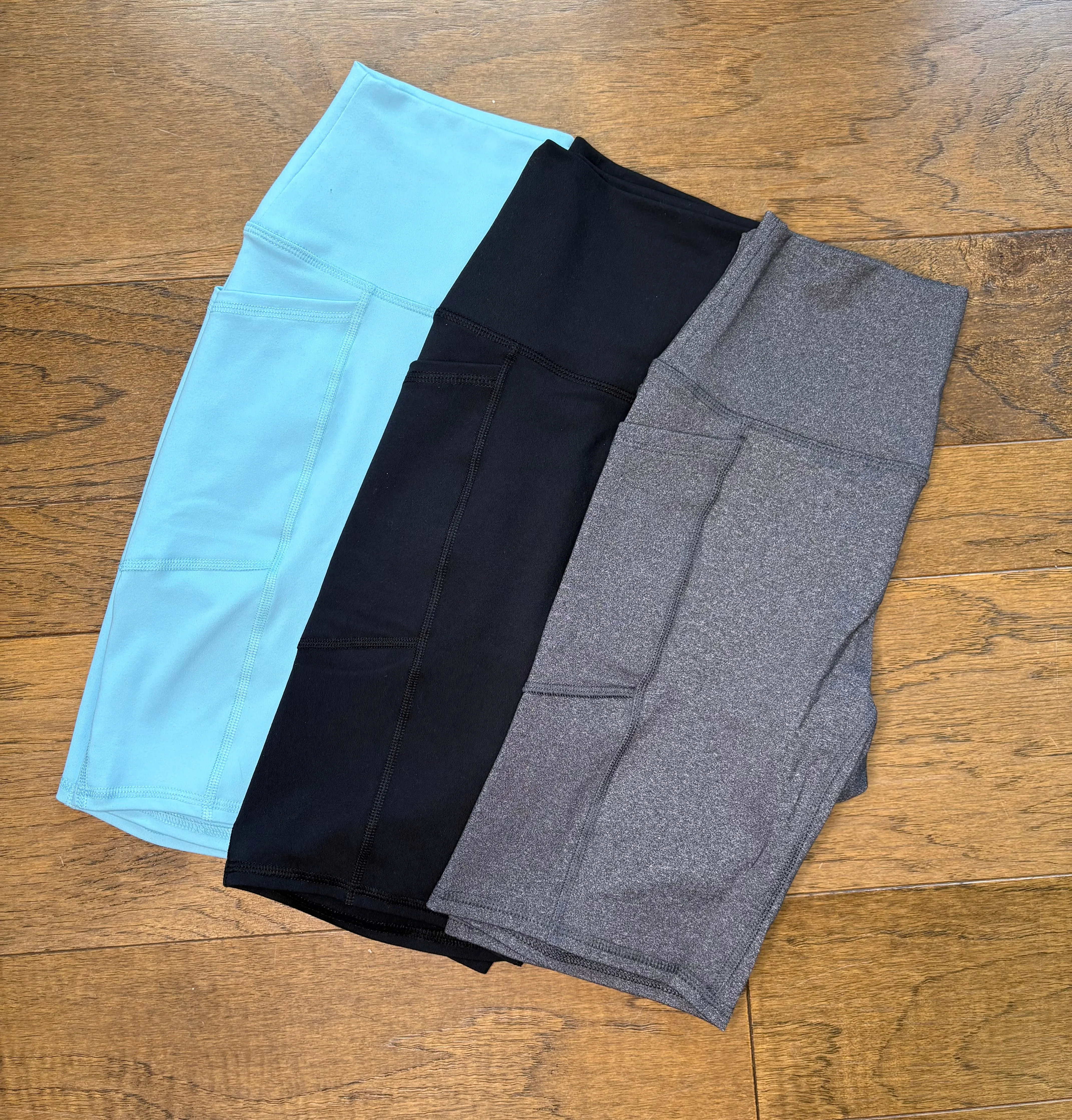 Essential Biker Shorts (3 Colors)