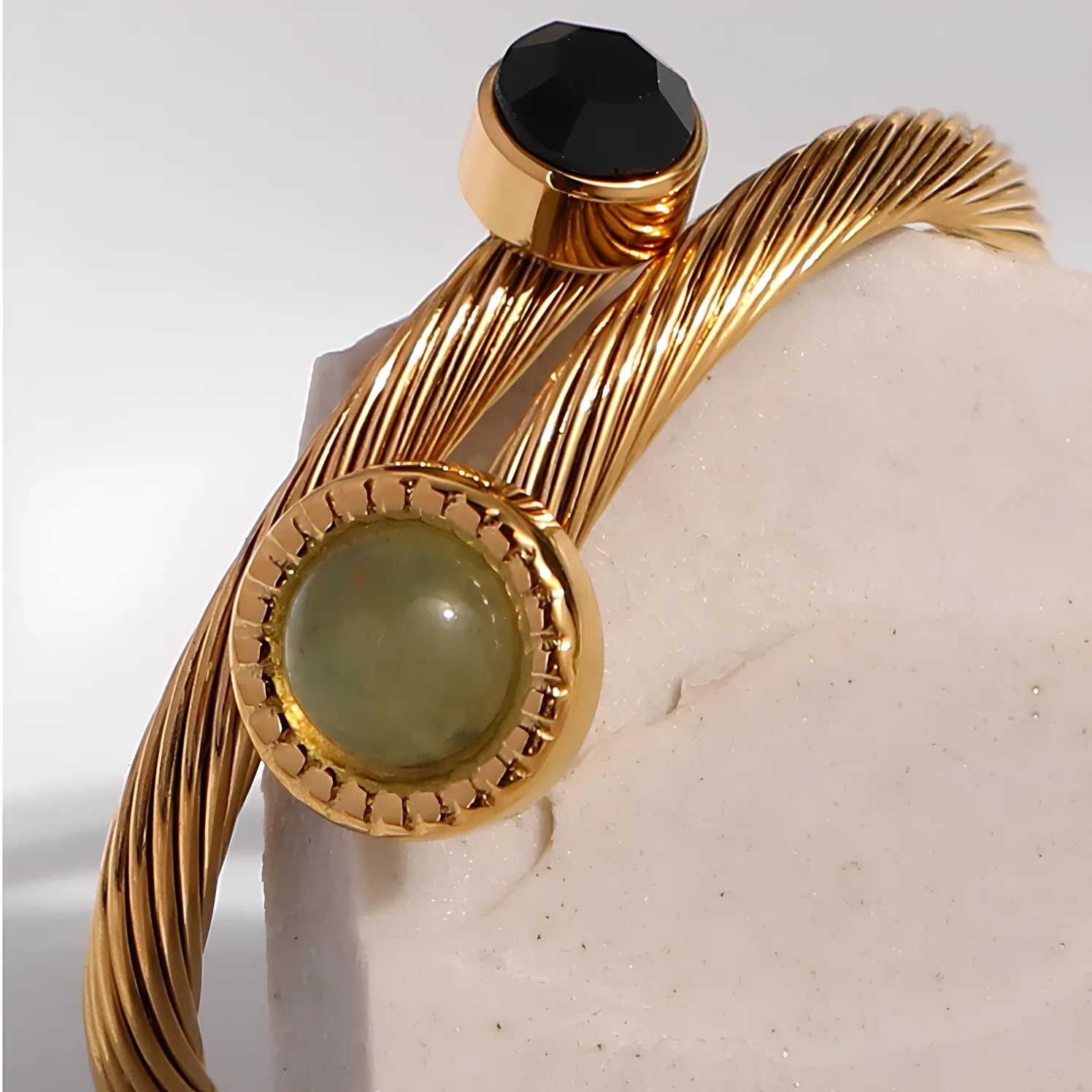 Everlasting Embrace Ring