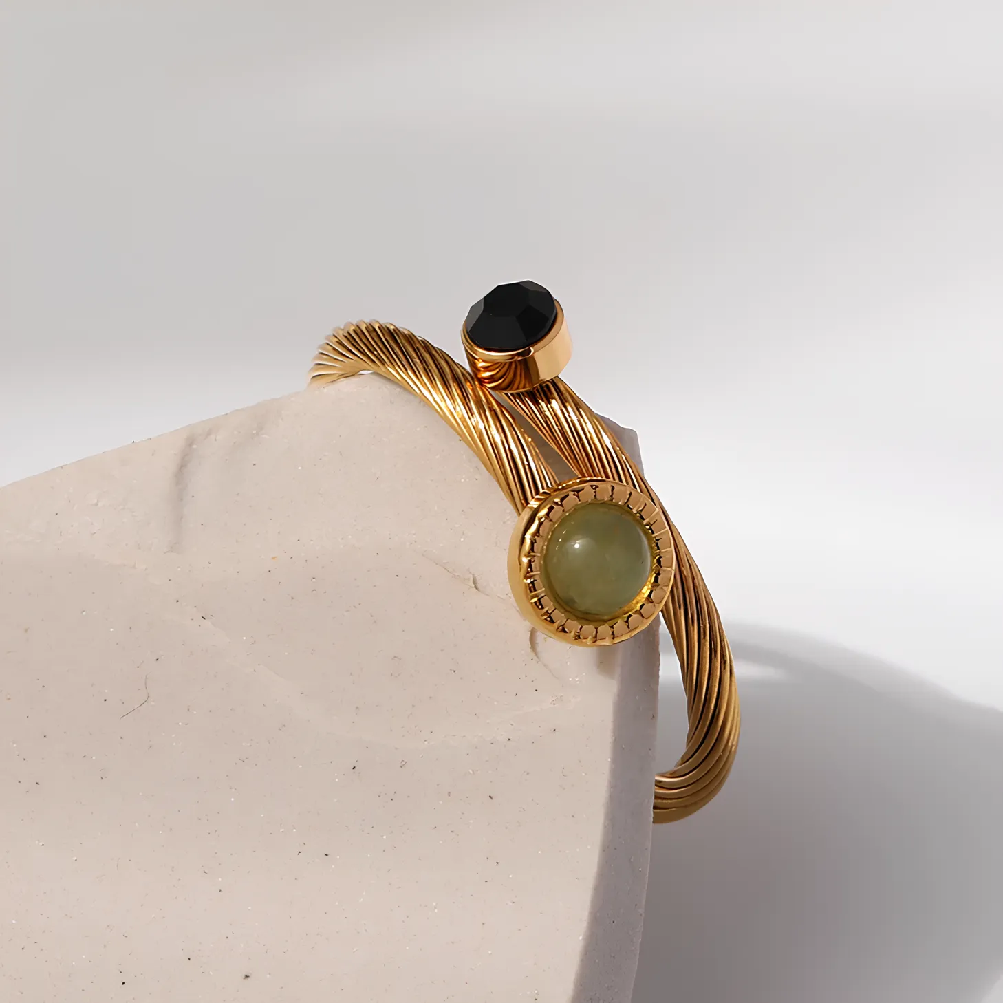 Everlasting Embrace Ring