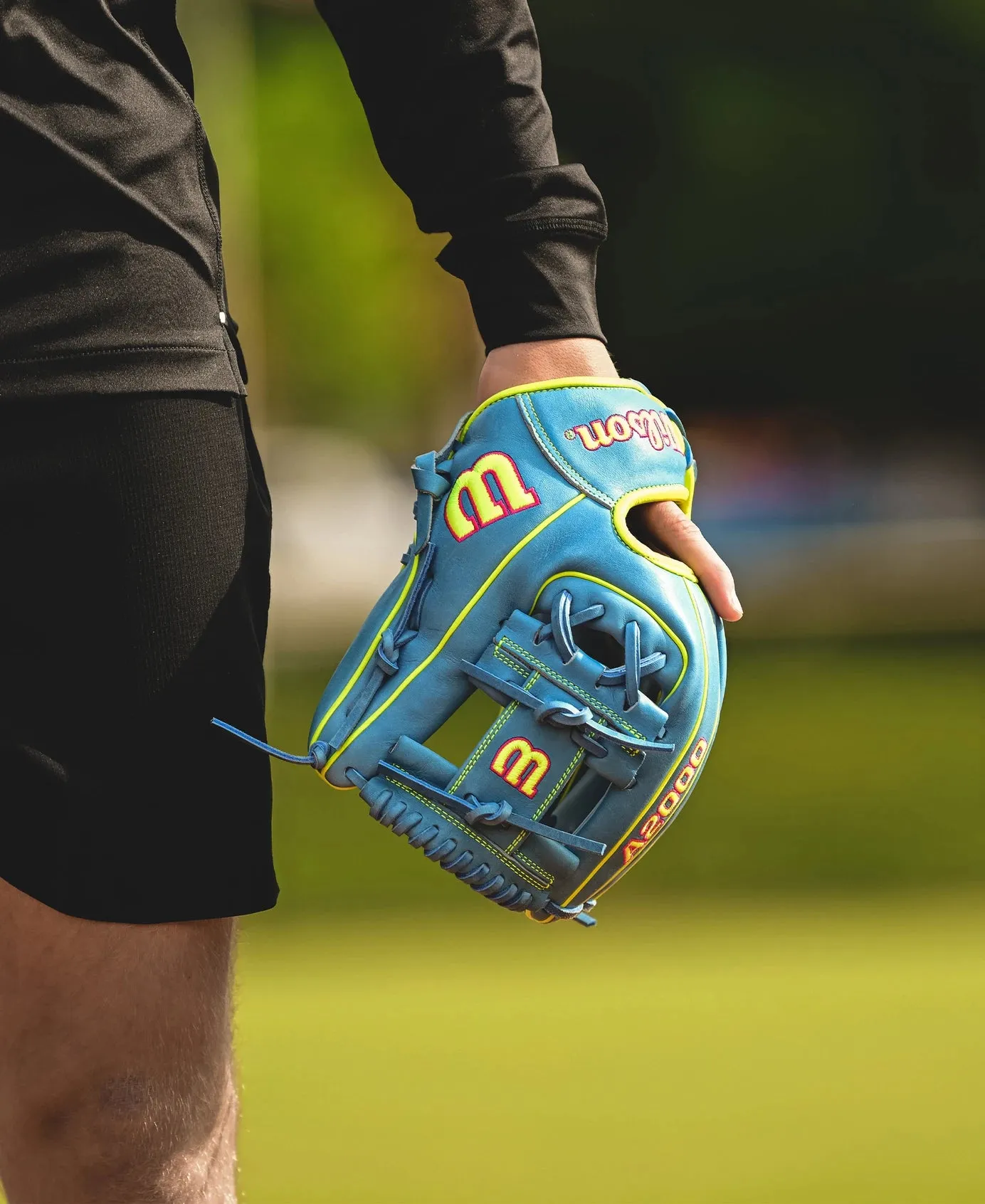 Fall 2024 A2000 1786 11.5” Infield Baseball Glove