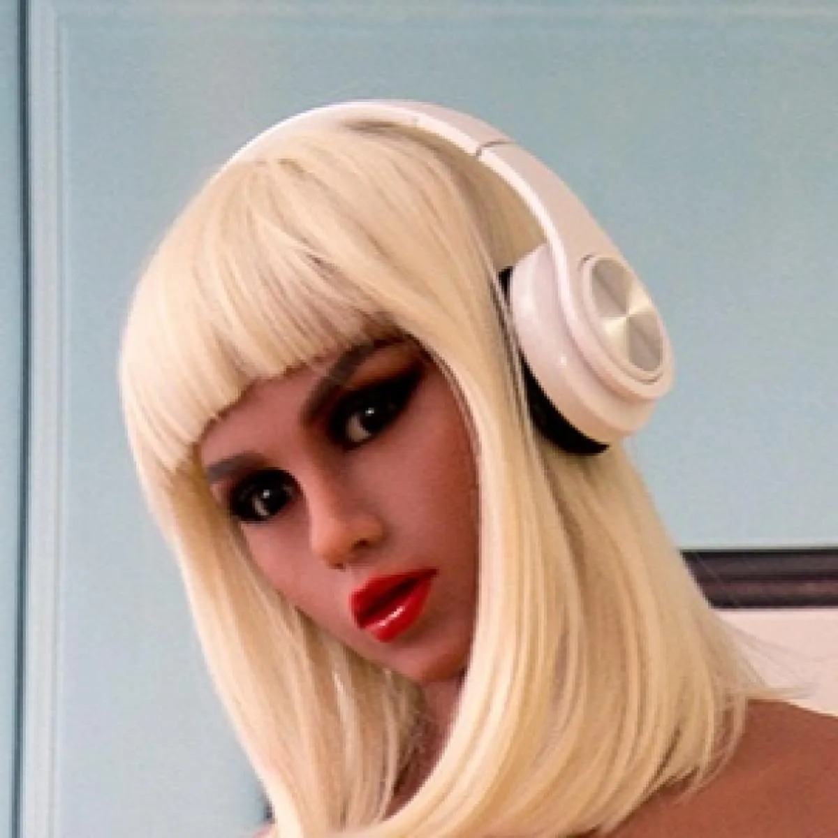 Fire Doll - Lucia - Realistic Sex Doll - Tongue included - 148cm - Light Tan