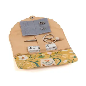 Fold-Over Scalloped Edge Sewing Kit | Hobby Gift | Hedgerow