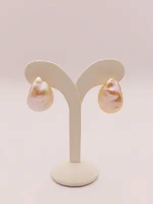 Freshwater Baroque Earring