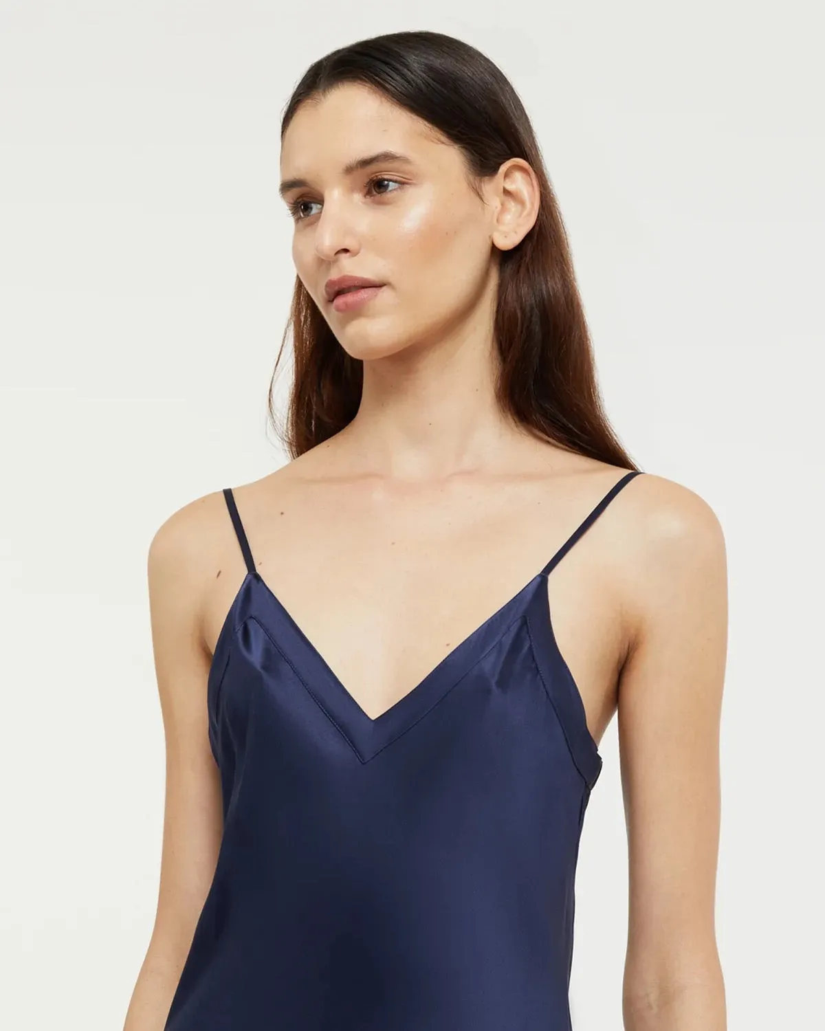 Ginia - Long V Neck Silk Nite - Midnight