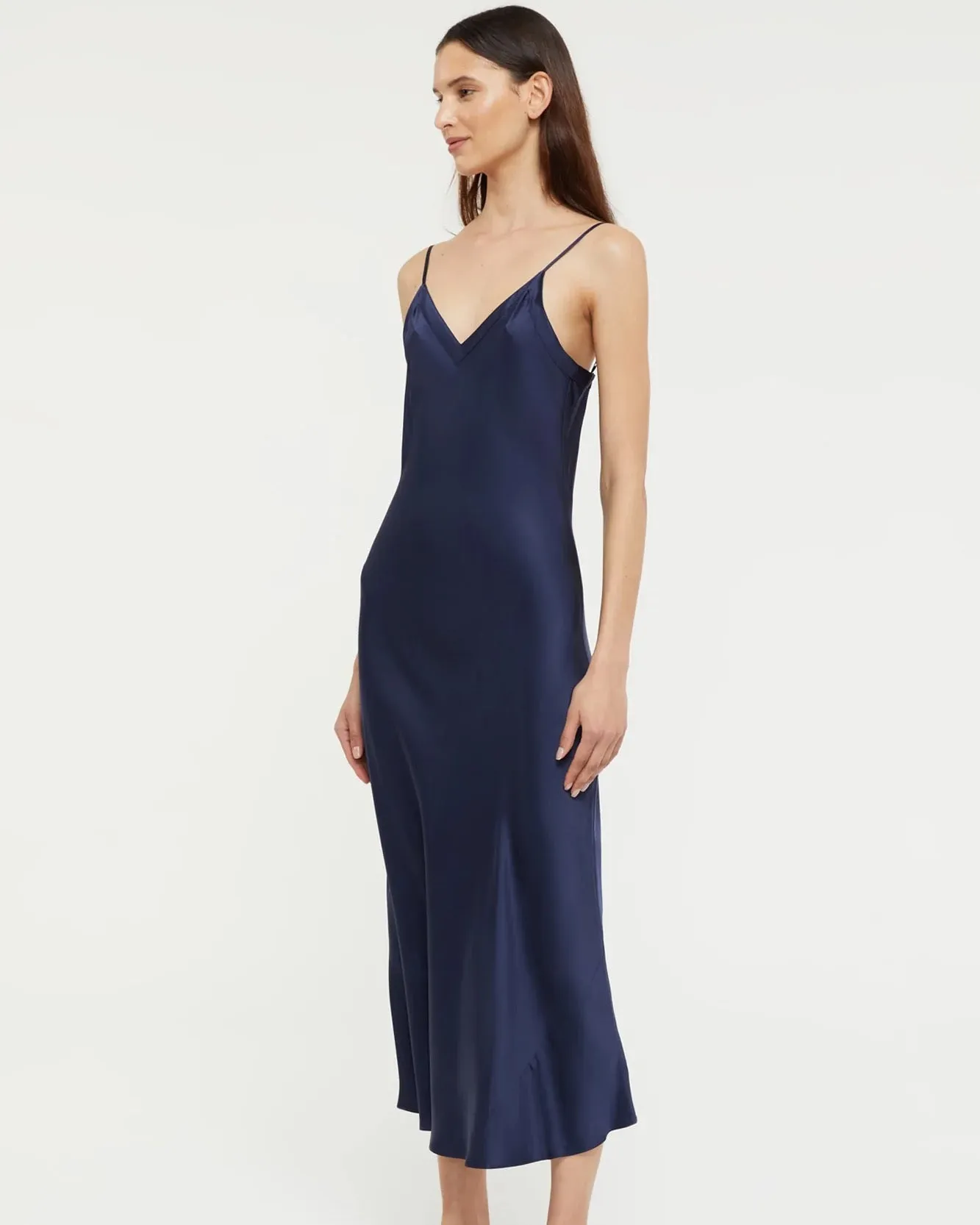 Ginia - Long V Neck Silk Nite - Midnight