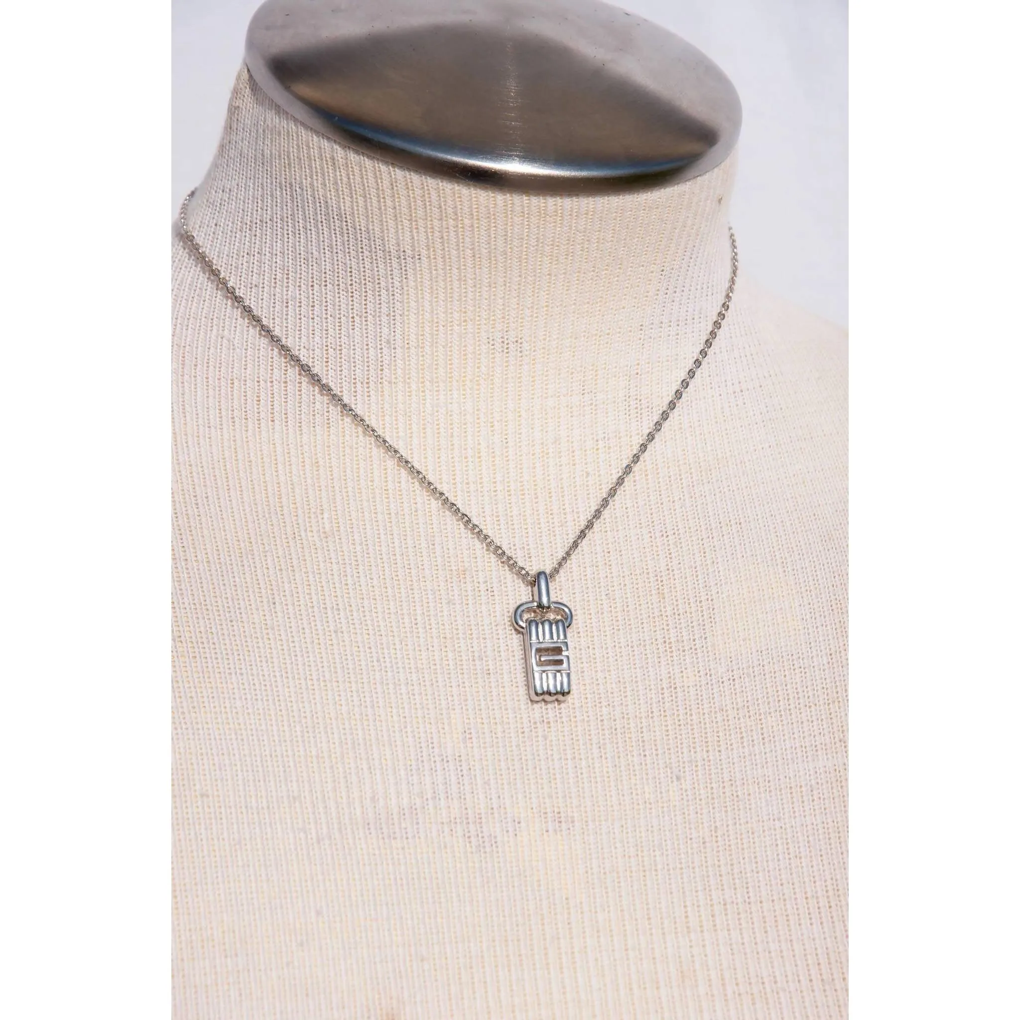GIVENCHY Small Silver Logo Necklace
