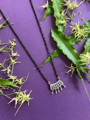 Gold Plated Simple Modern Short Mangalsutra Designs Diamond Fancy Pendant Simple Black Beads Chain