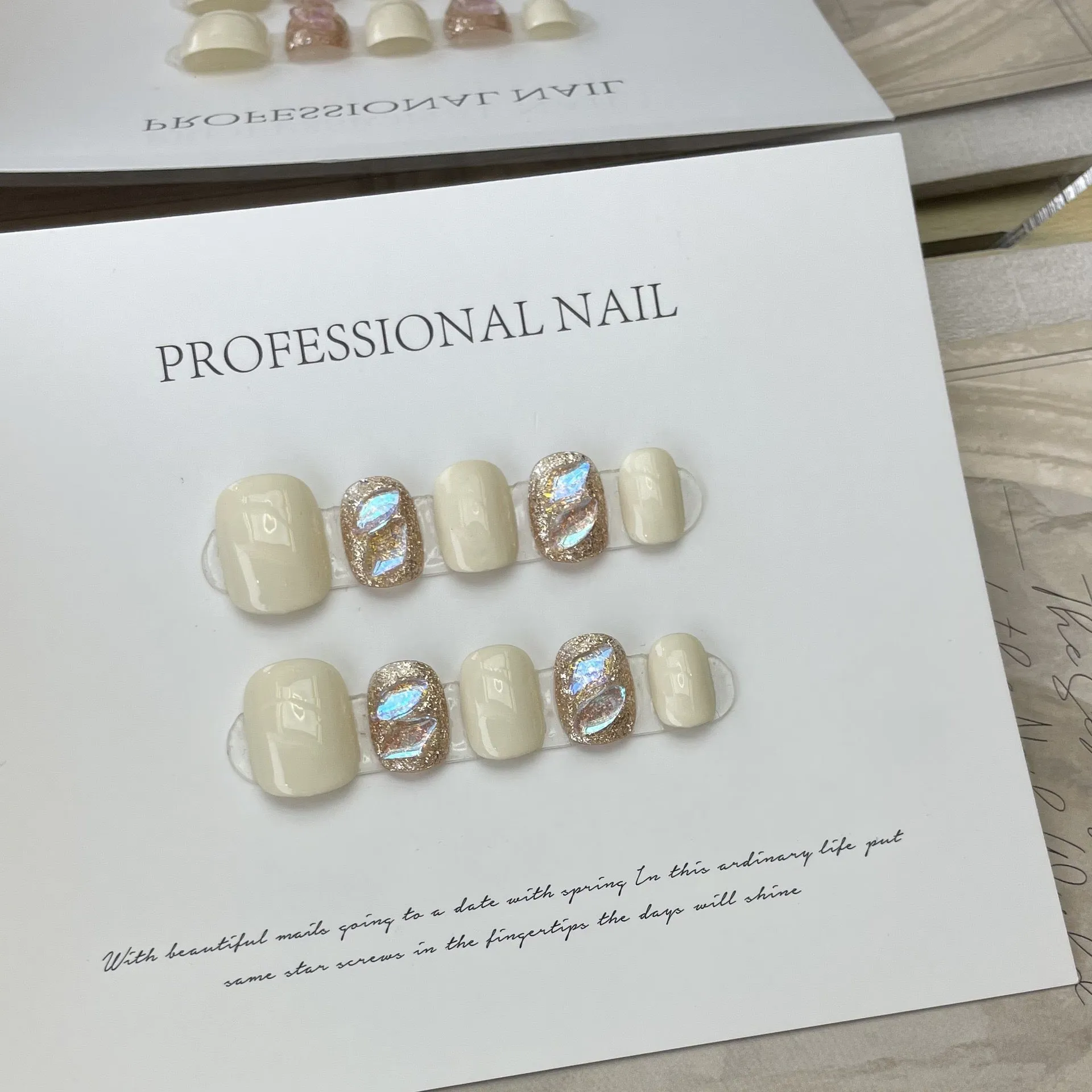 Golden Champagne Glow – Effortless Elegance with a Touch of Sparkle