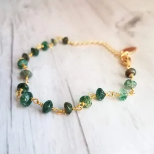 Green Aventurine Bracelet- small semi precious stones w/ adjustable gold chain, light - dark emerald color quartz gemstone rock, Aries & Leo