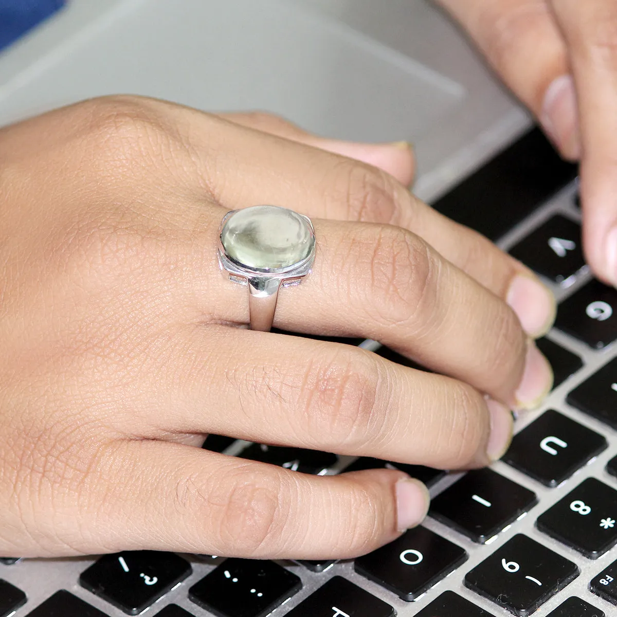 Green Quartz Oval Cabochon Shape Unisex Ring