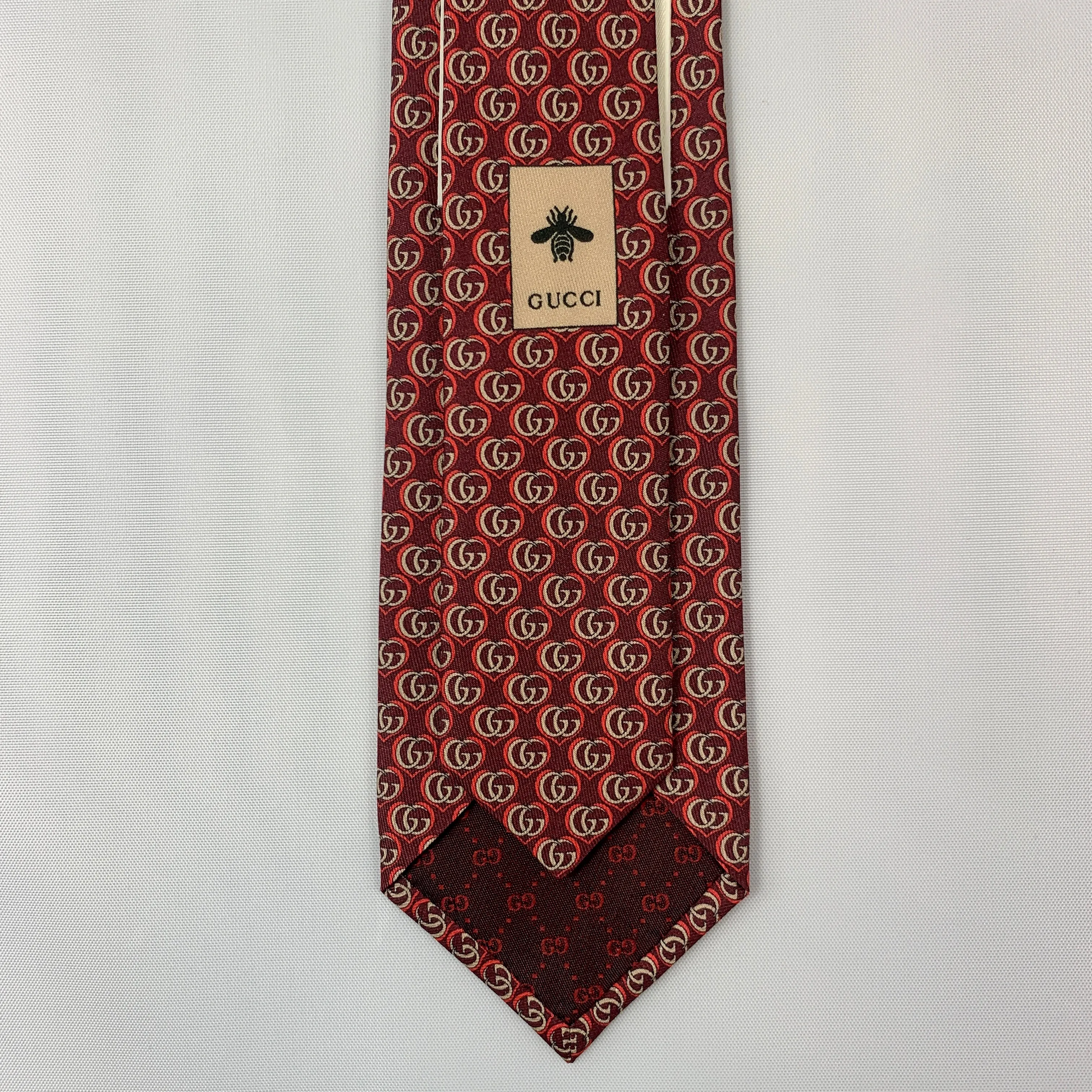 Gucci Silk Twill Love Tie in Red