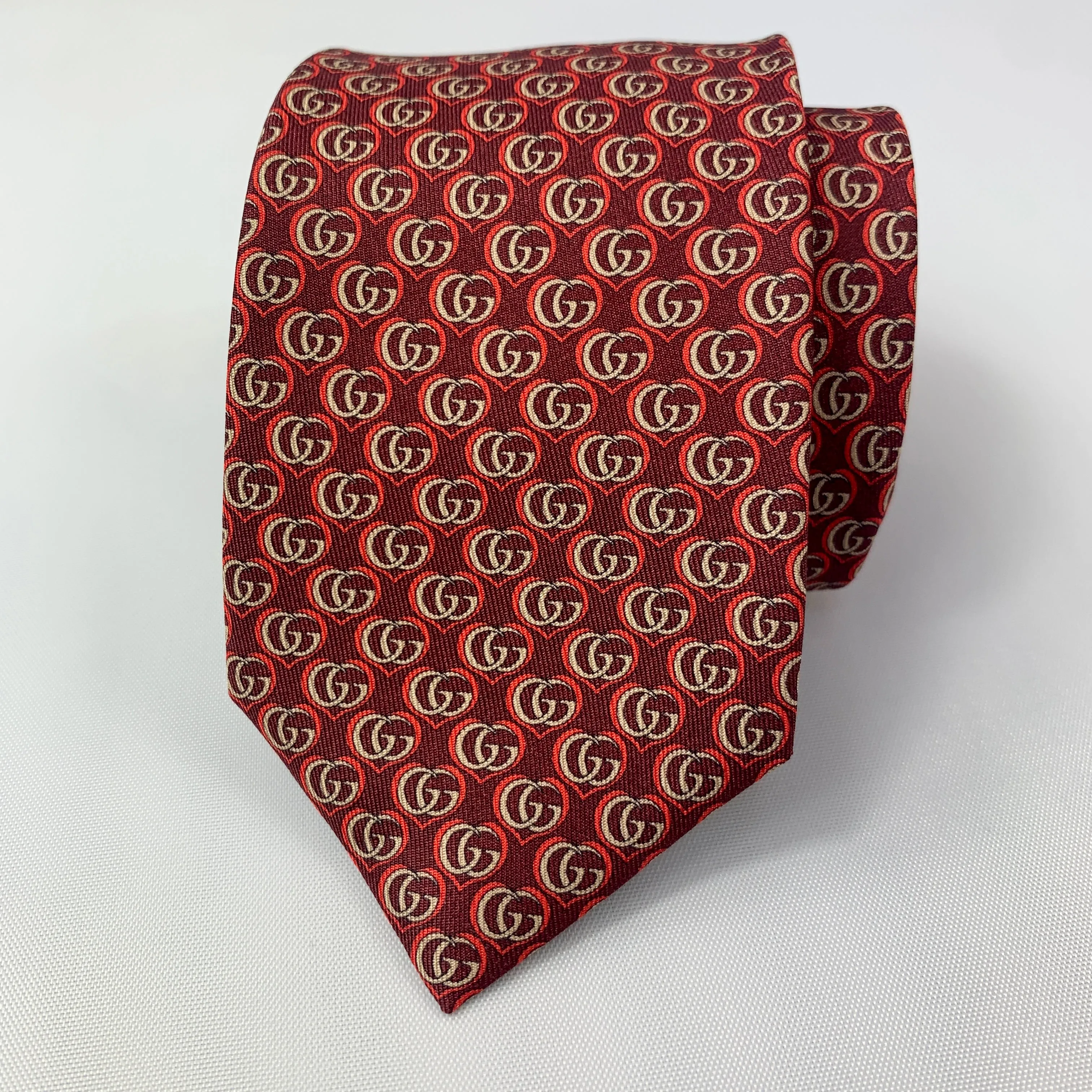 Gucci Silk Twill Love Tie in Red