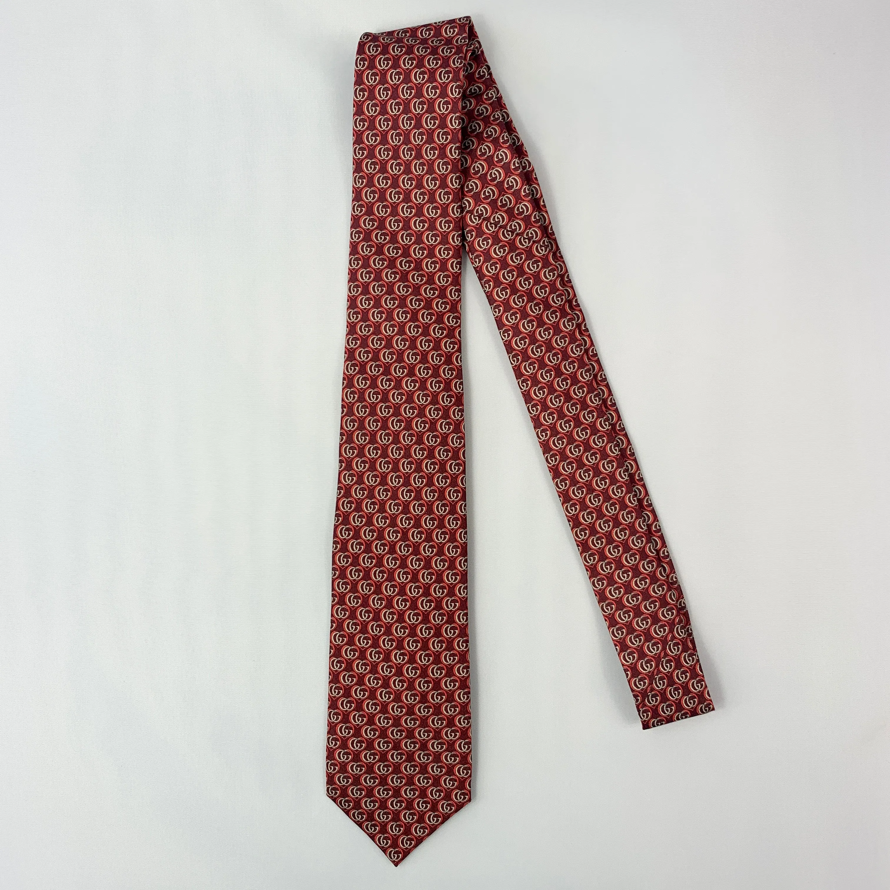 Gucci Silk Twill Love Tie in Red