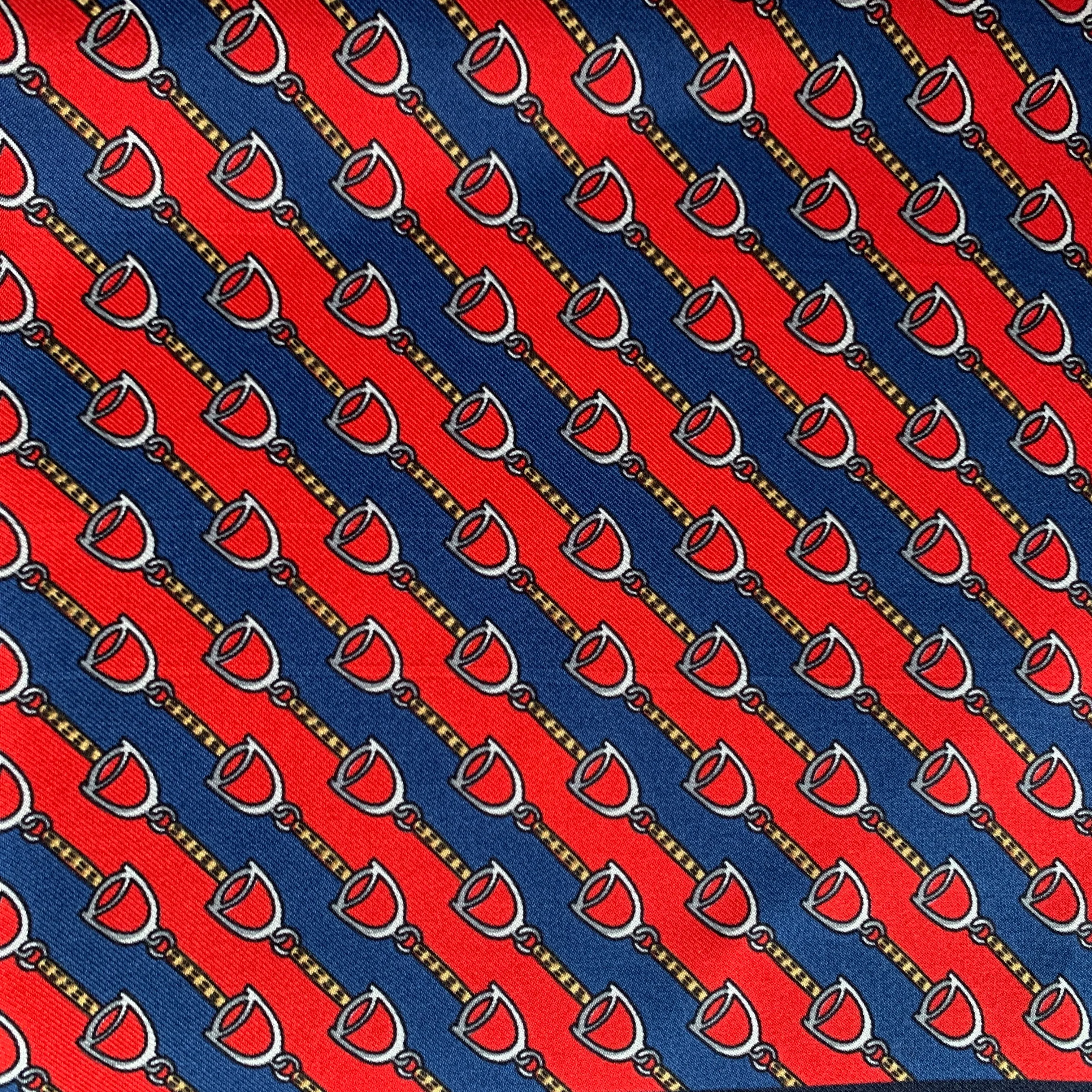 Gucci Two-toned Horse-bit Pocket Square in Red