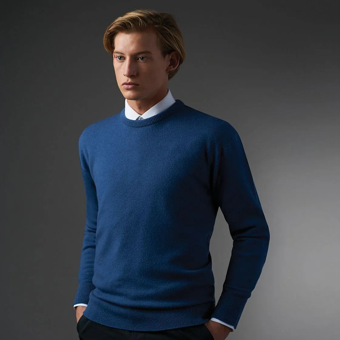 Gun Hill Men's Luxury Lambswool Crew neck sweater