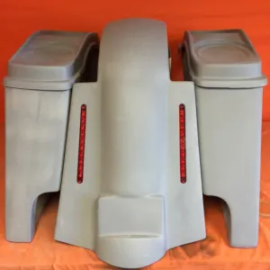 Harley Davidson 4" Extended Stretched Saddlebags   Dual 6.5 Speaker Lids & Replacement LED Fender 09 - 13