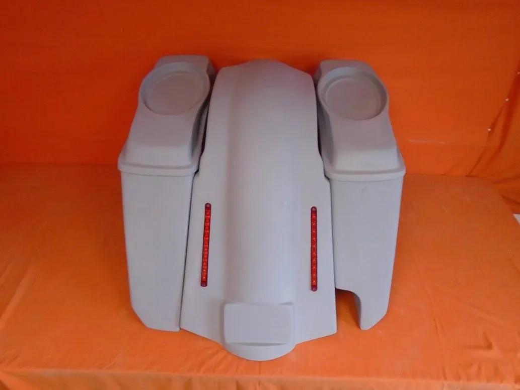 Harley Davidson 5" Stretched Extended Saddlebags Right CutOut LED Fender   6x9 Speaker Lids