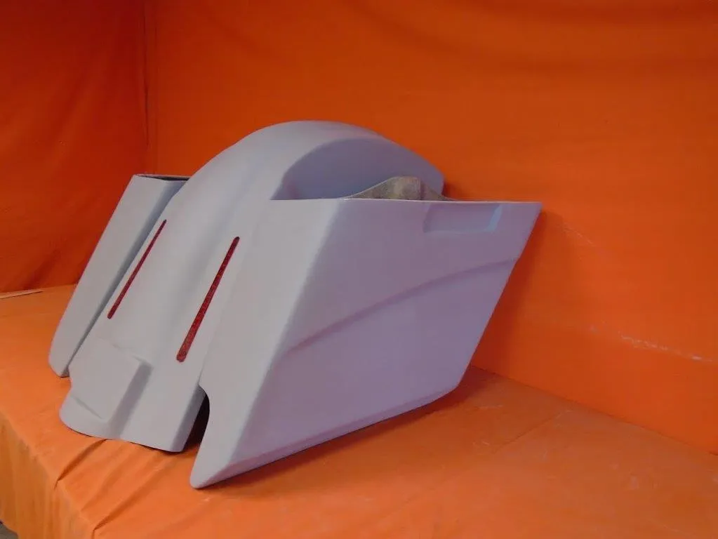 Harley Davidson 5" Stretched Extended Saddlebags With Right Cut Out - LED Fender No Lids