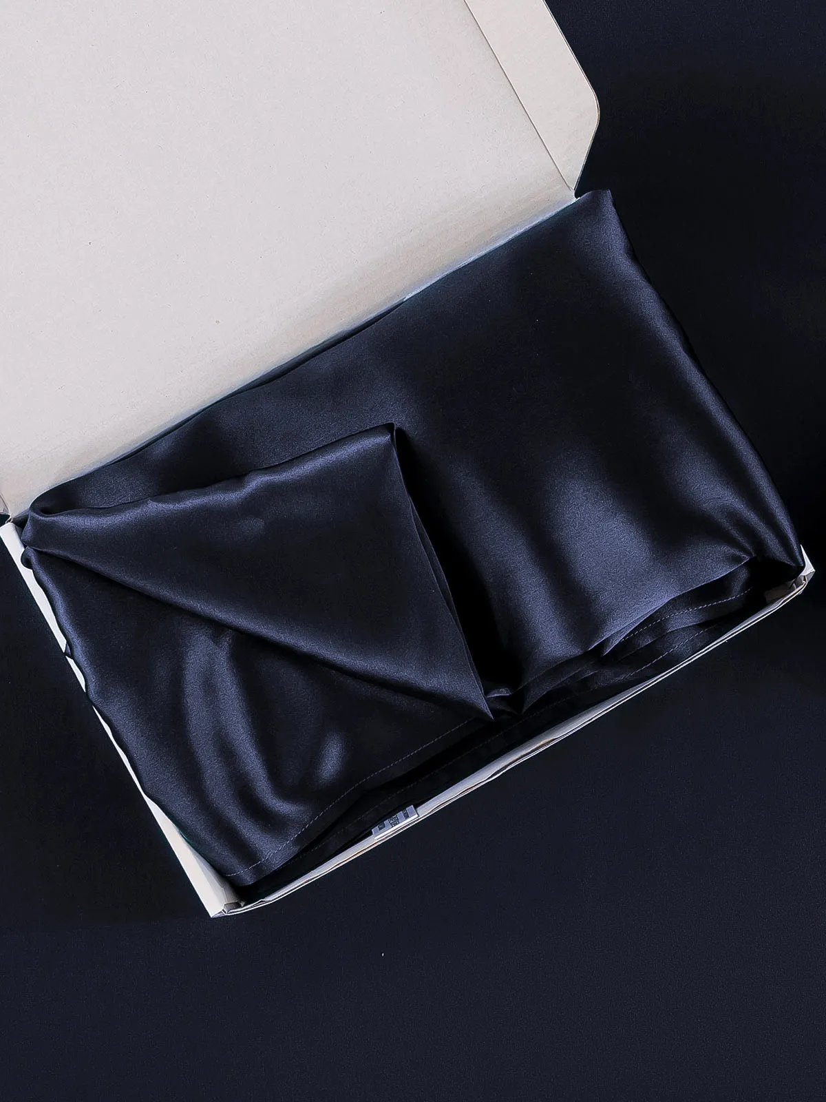 Hidden Zipper Elegance Mulberry Pillowcase Bundle