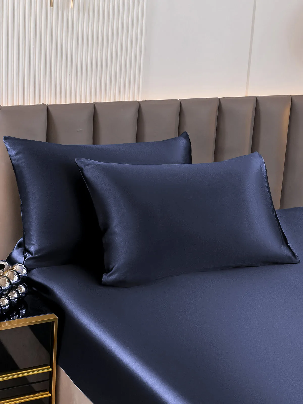 Hidden Zipper Elegance Mulberry Pillowcase Bundle