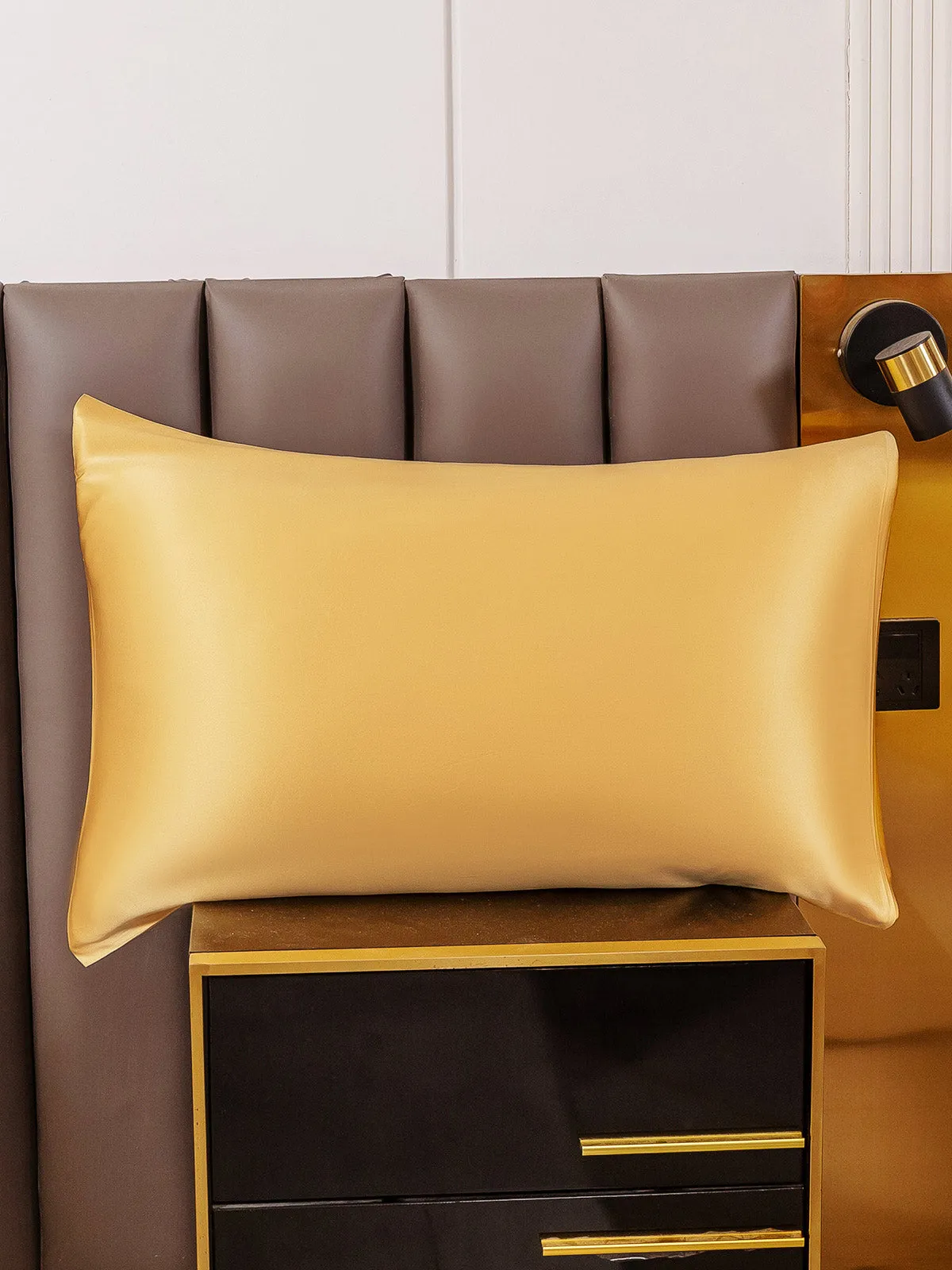 Hidden Zipper Elegance Mulberry Pillowcase Bundle