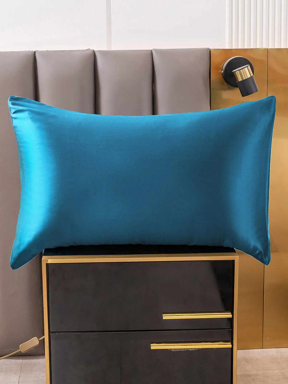 Hidden Zipper Elegance Mulberry Pillowcase Bundle