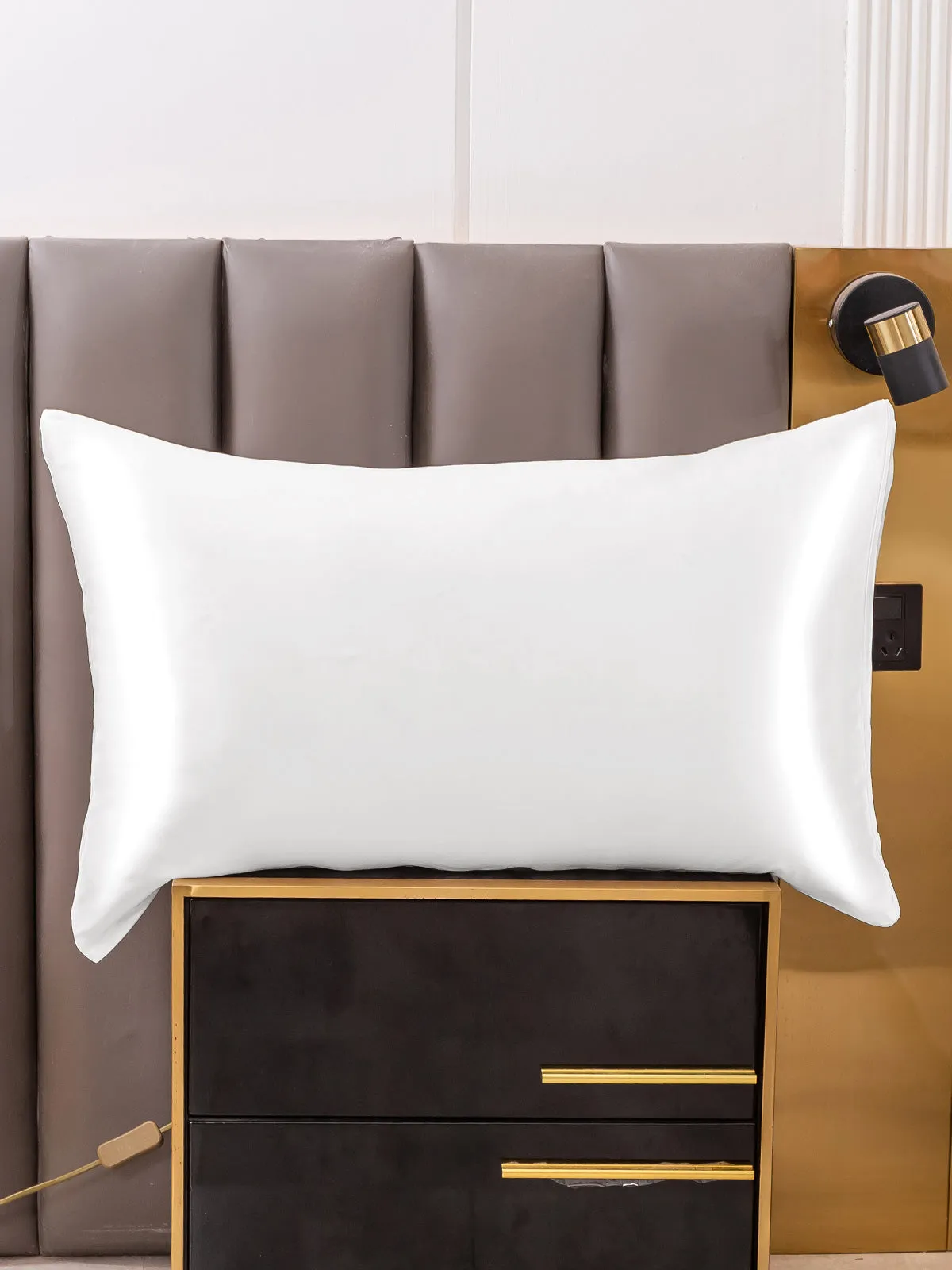 Hidden Zipper Elegance Mulberry Pillowcase Bundle