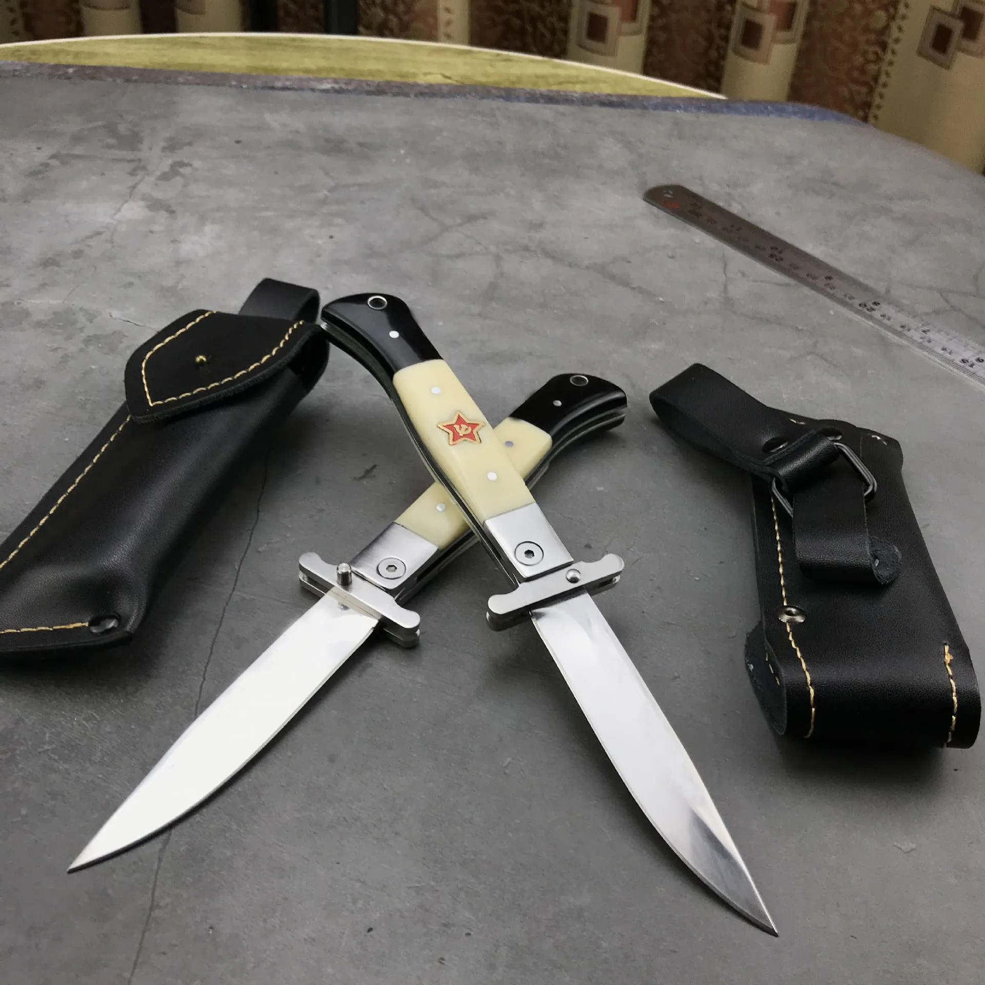 High Hardness Camping Outdoor Tactical Multi-functional Folding Pocket Fruit Knife