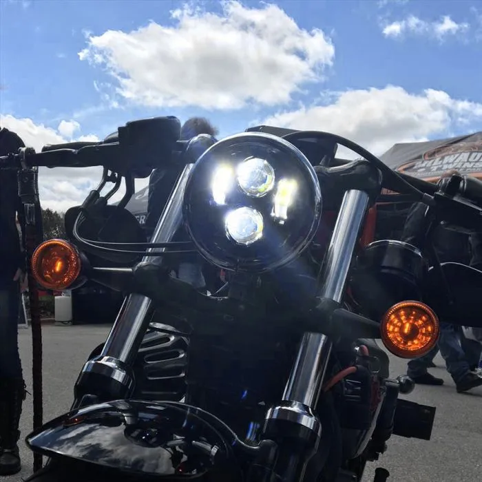 Hogworkz 5-3/4" LED Blackout Headlight
