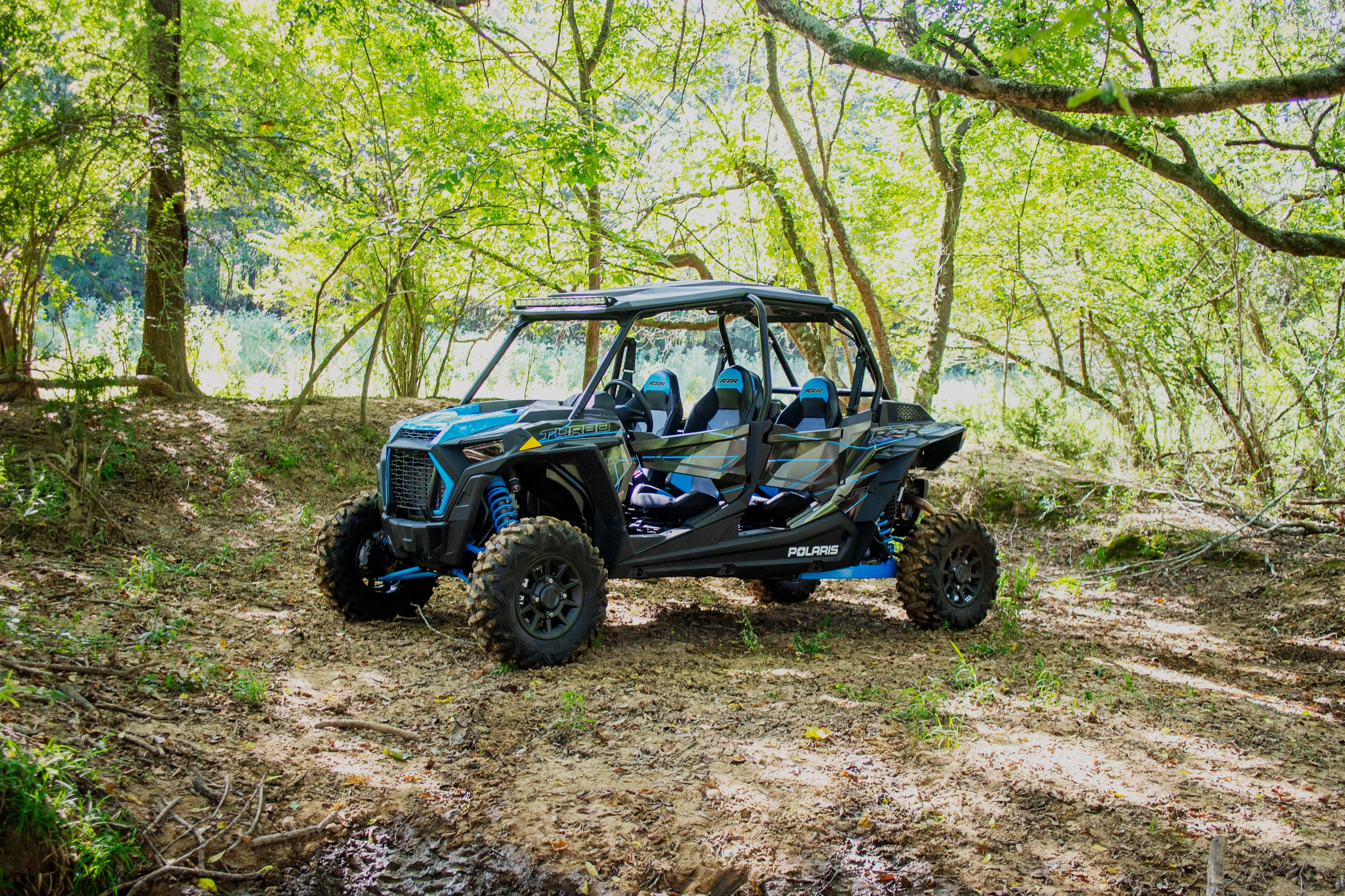 Hoppe Audio Shade for 4-Seat RZR
