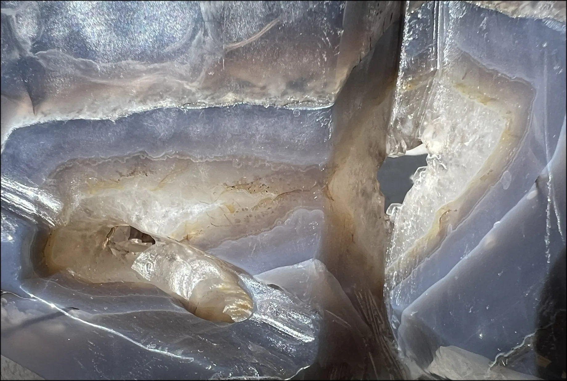 HUGE Agate Geode Crystal Skull with Fantastic Druzy crystals, Dendritic inclusions - 14lbs 8 3/4