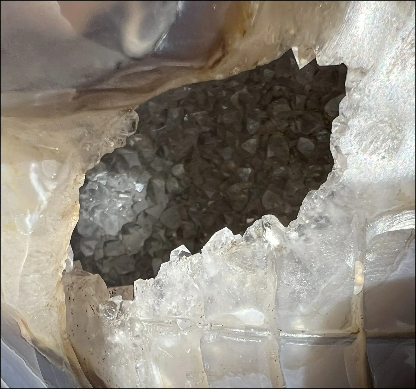 HUGE Agate Geode Crystal Skull with Fantastic Druzy crystals, Dendritic inclusions - 14lbs 8 3/4