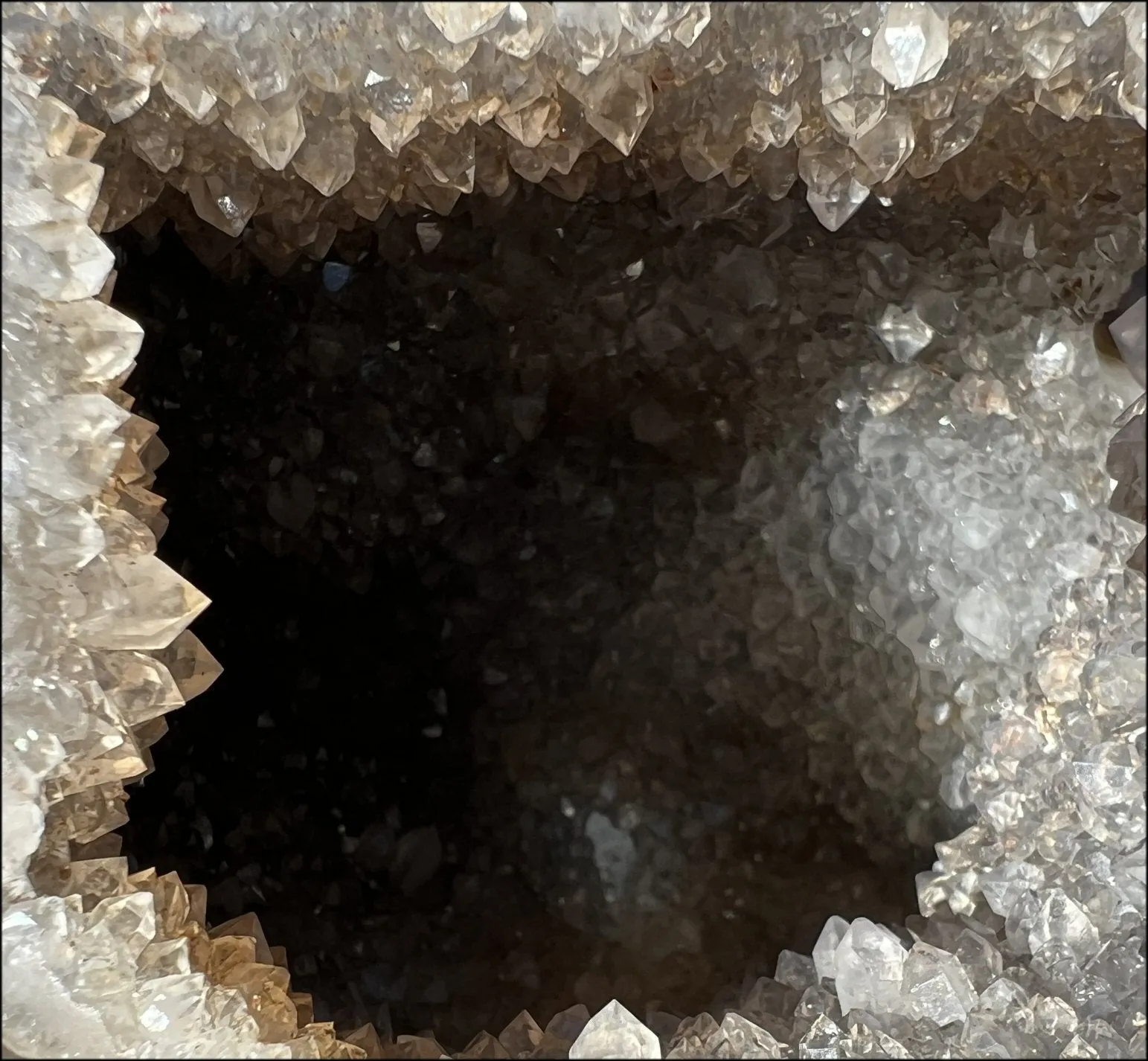 HUGE Agate Geode Crystal Skull with Fantastic Druzy crystals, Dendritic inclusions - 14lbs 8 3/4