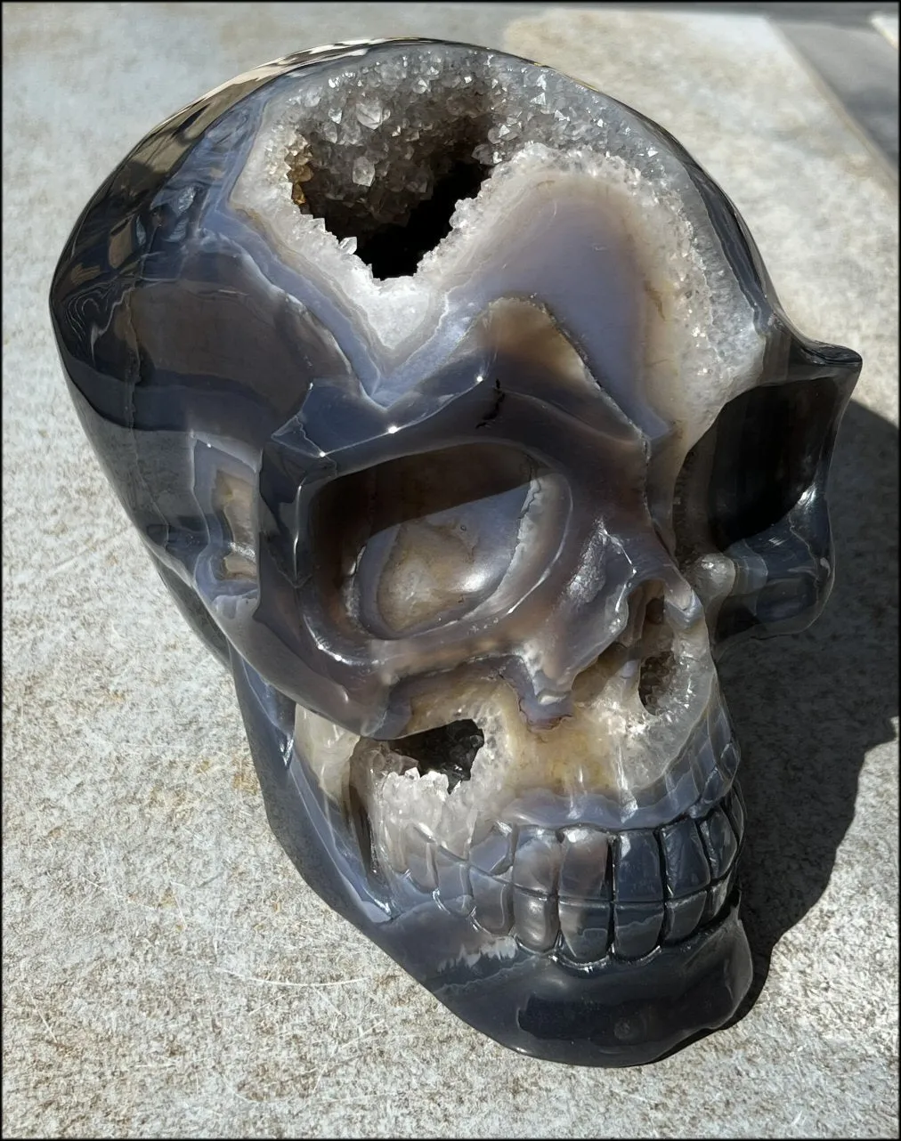 HUGE Agate Geode Crystal Skull with Fantastic Druzy crystals, Dendritic inclusions - 14lbs 8 3/4