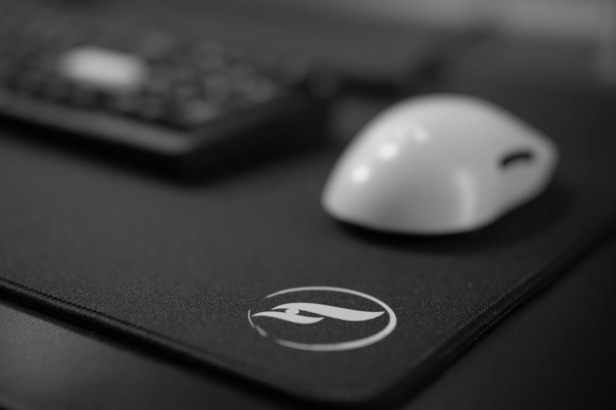 Infinity v2 XL Hybrid Mousepad - 19"x16.5"
