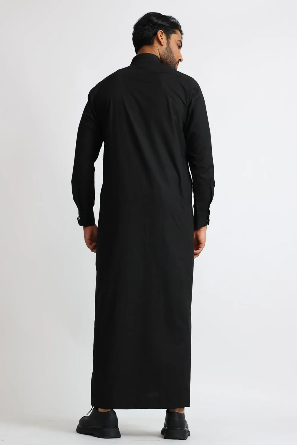 J120 Black Polygon Thobe