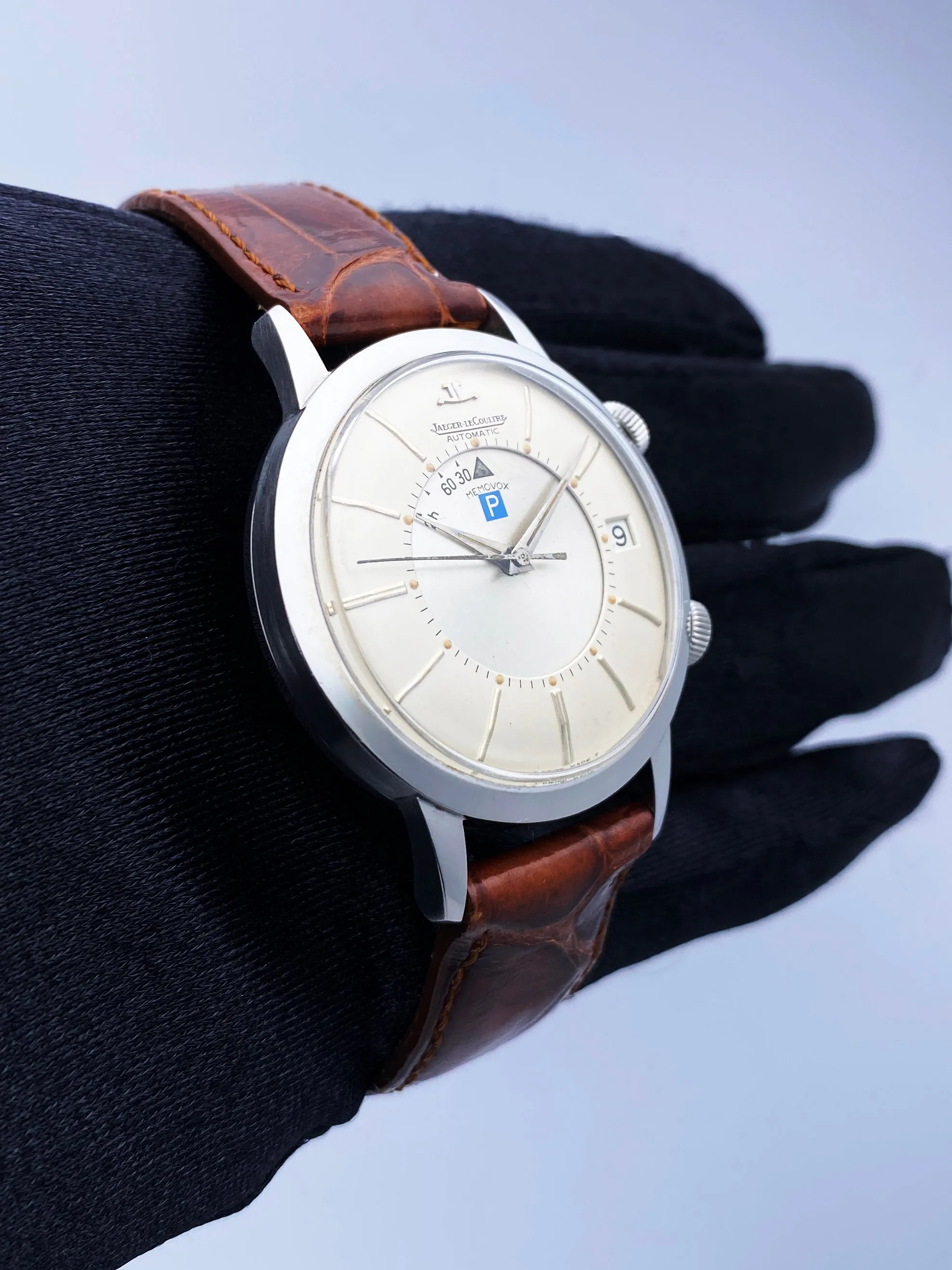 Jaeger LeCoulre Memovox Parking Alarm Dial Mens Watch
