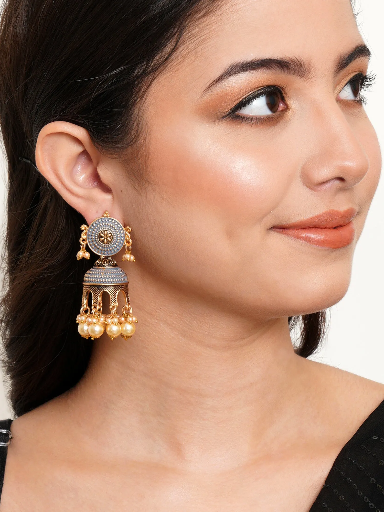 Karatcart Antique Gold Plated Grey Tomb Style with Golden Pearl Jhumki Earrings for Women