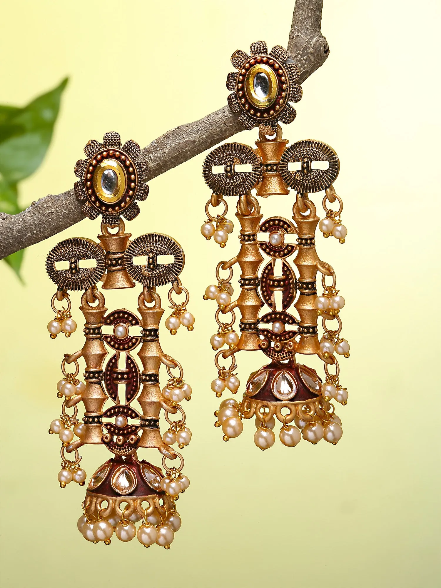 Karatcart Antique Gold Plated Maroon Kundan Drop Earrings for Women
