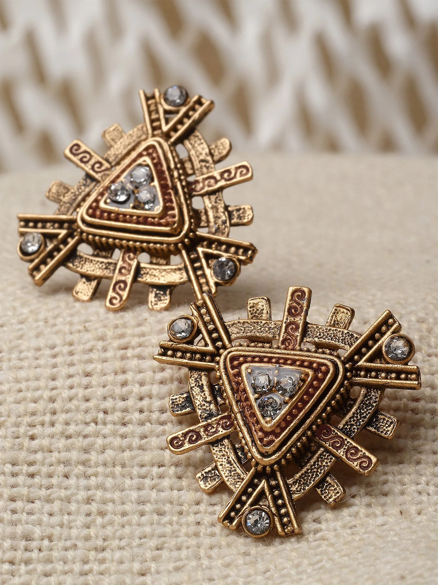 Karatcart Antique Gold Plated Maroon Meena Triangular Stud Earrings for Women