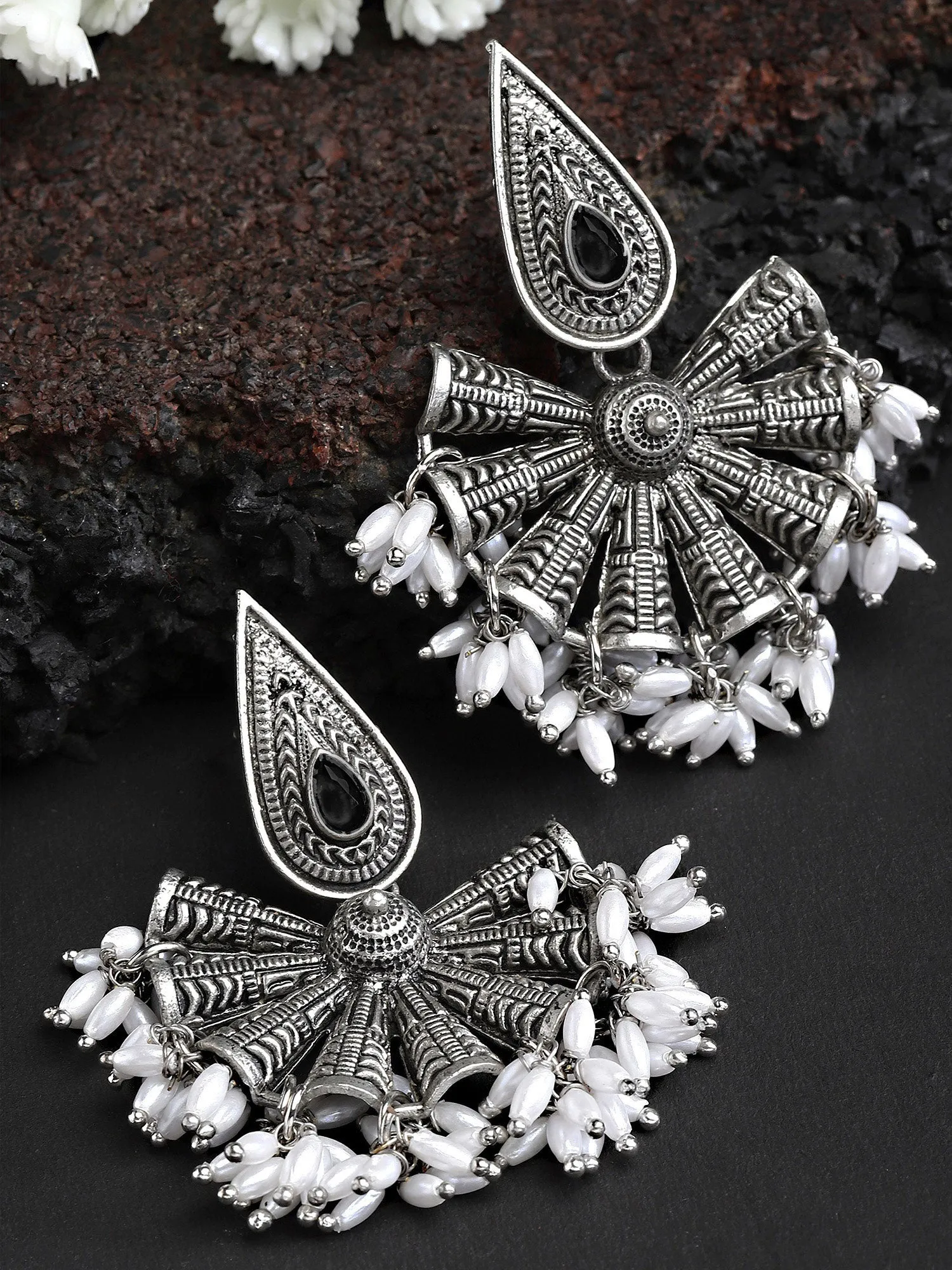 Karatcart Drop Shape Oxidised Silver Black Stone Dangler Earring for Women