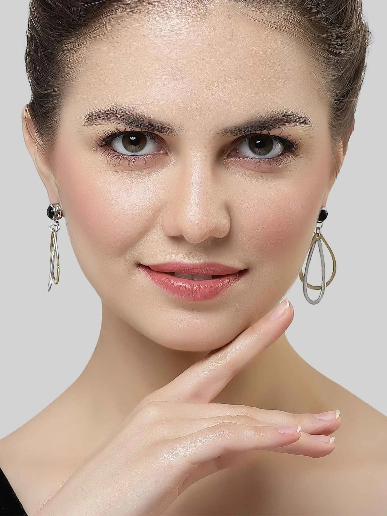 Karatcart Gold and Silver Plated Black Stone Studded Kundan Drop Earrings for Women