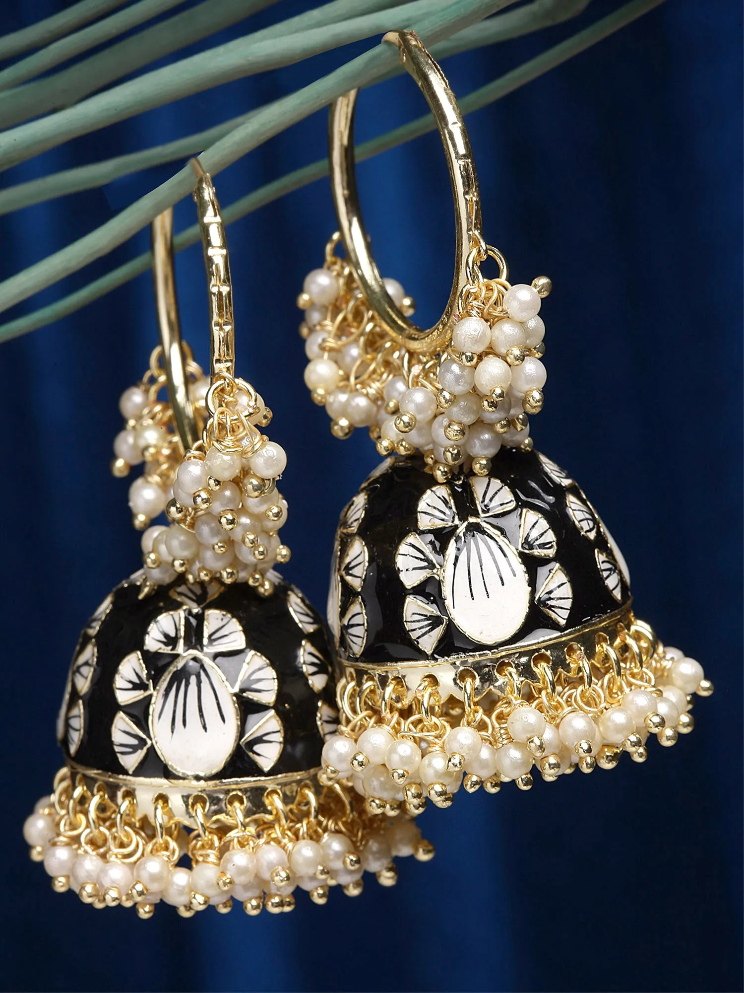 Karatcart Gold Plated Black Meena Pearl Jhumki Earrings for Women