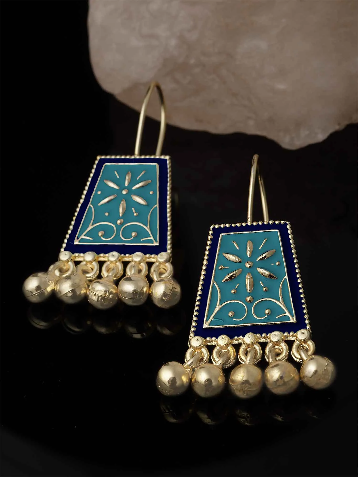 Karatcart Gold Plated Blue and Light Blue Meena Drop Earring for Women