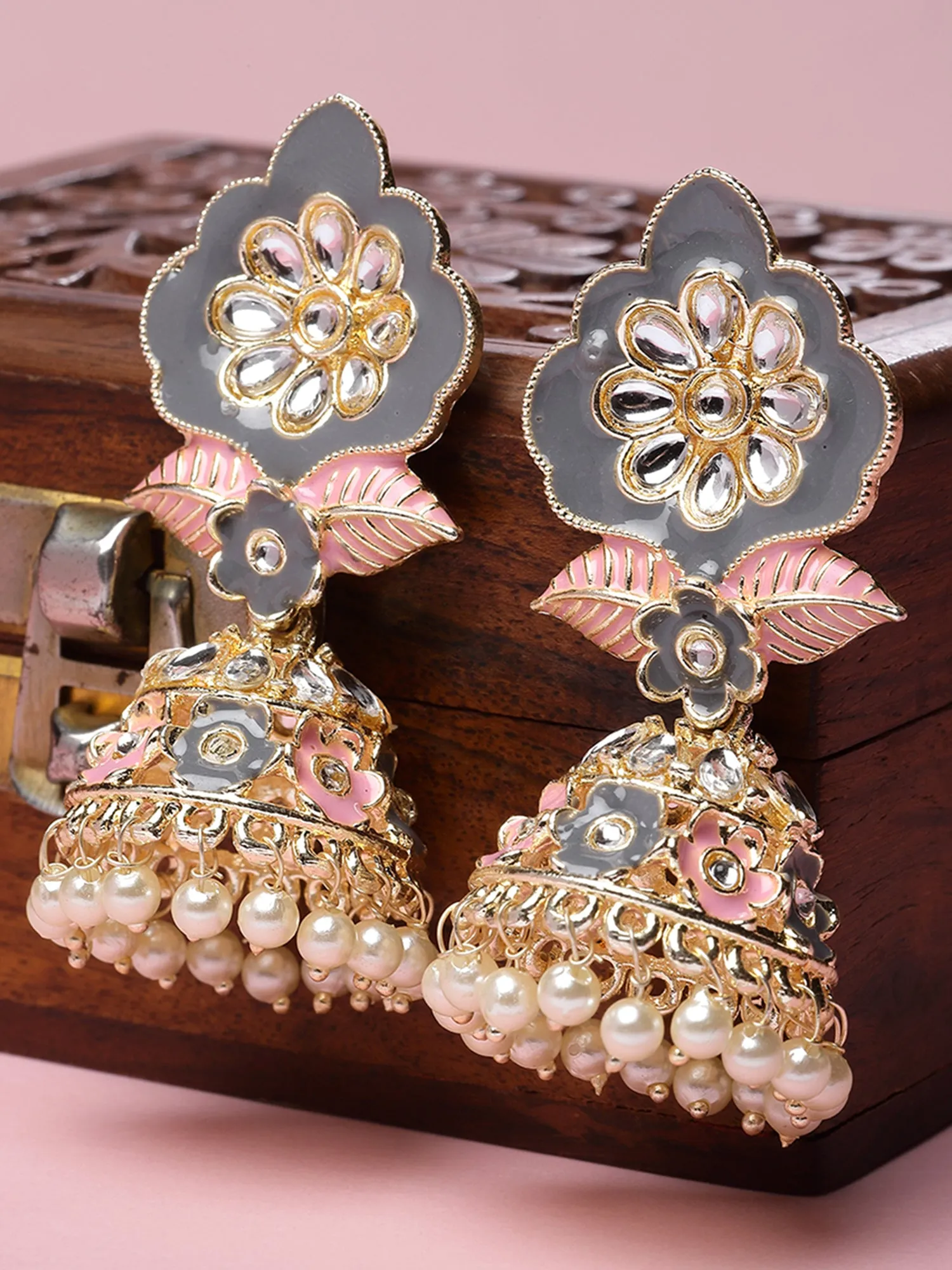 Karatcart Gold Plated Floral Design Grey and Pink Meena Kundan Jhumki Earrings for Women
