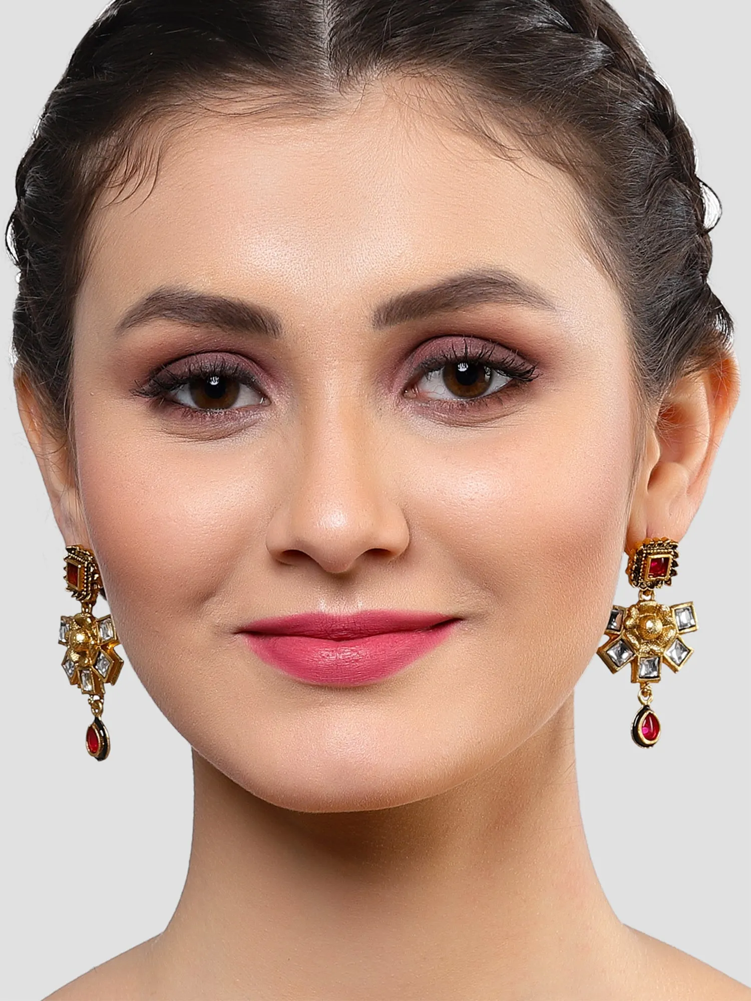 Karatcart Gold Plated Floral Design Red and White Kundan Dangler Earrings for Women