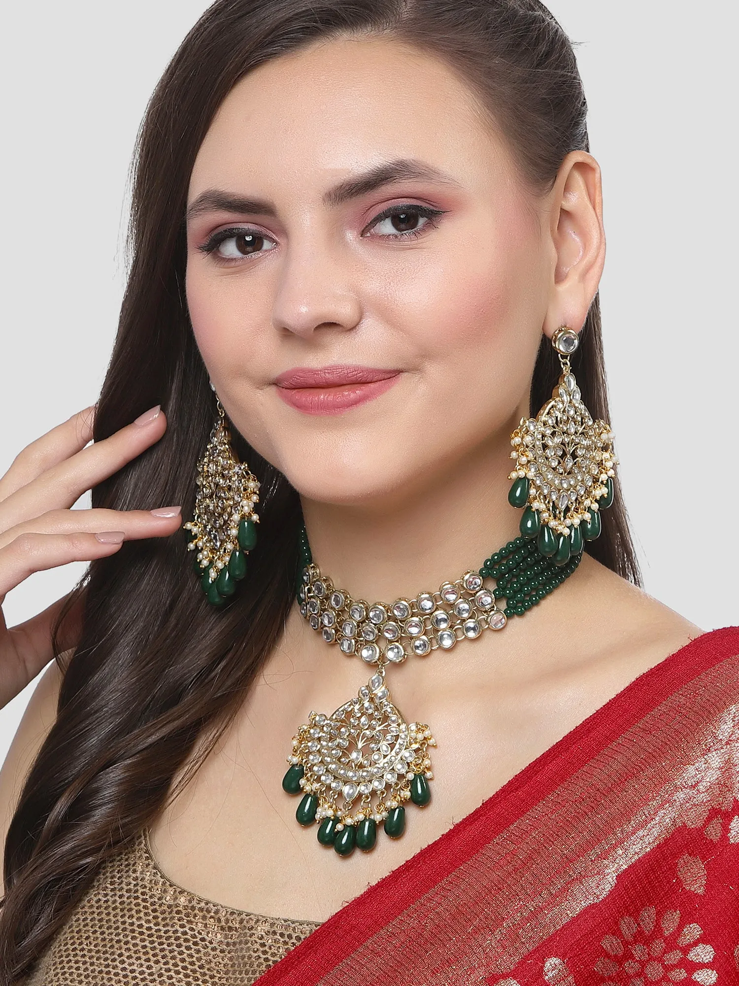 Karatcart Gold Plated Green Drop Beads Kundan Choker Necklace Set for Women